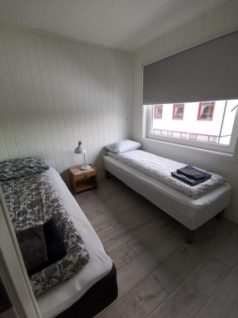 Bedroom with a single bed