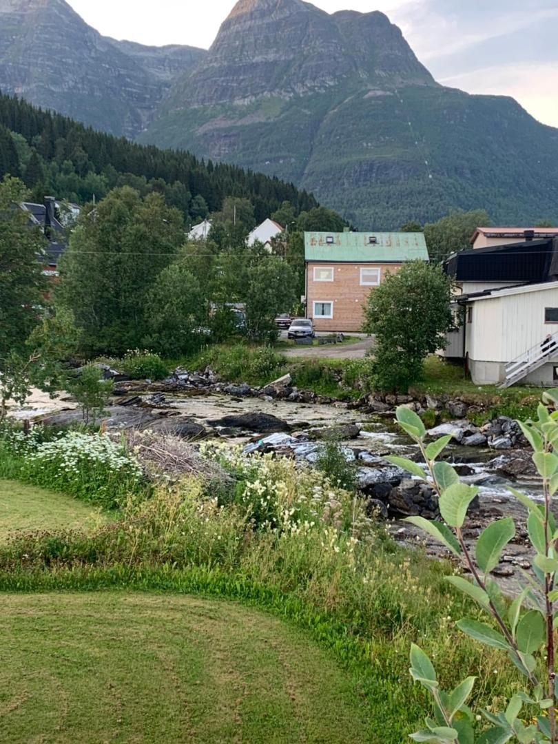 The house seen from the river
